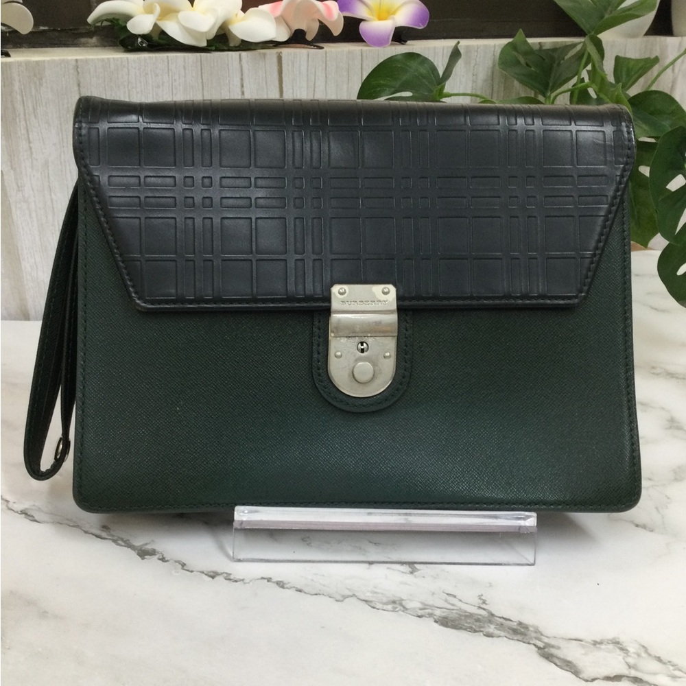 Burberry Two-Tone Leather Wristlet Clutch in Black & Dark Green